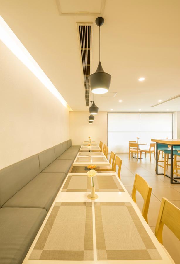 Hanting East Nanjing Road Chucheng 2*