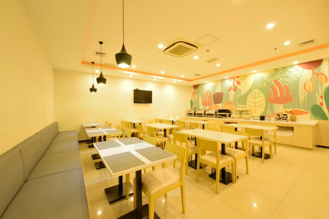 Hanting East Nanjing Road Chucheng 2*