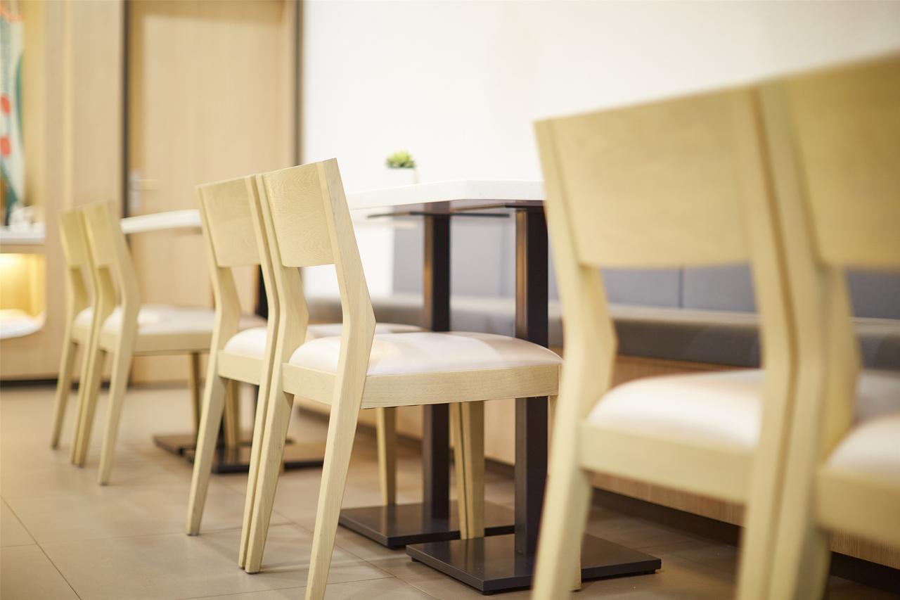 Hanting East Nanjing Road Chucheng Hotel