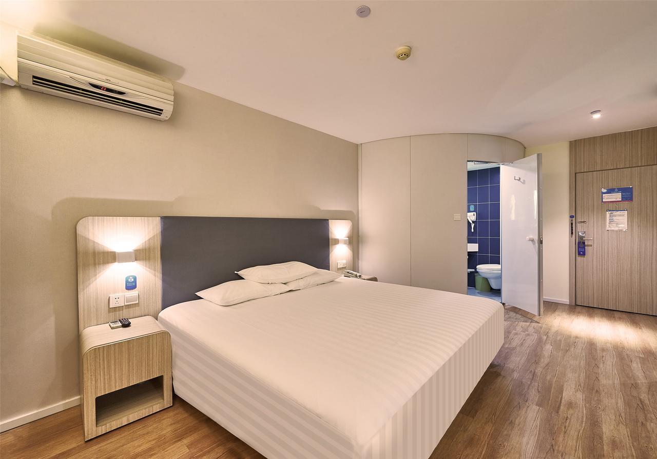 Hotel Hanting East Nanjing Road Chucheng 2*